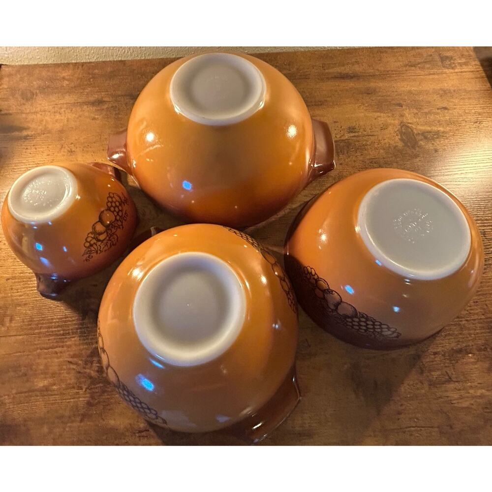 Vintage Pyrex Harvest Fruit Cinderella Mixing Bowl Set 4 Orange Brown